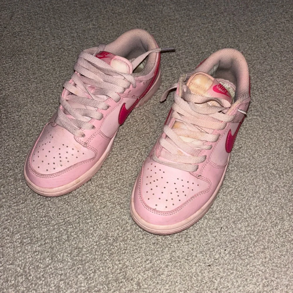 Nike Dunks - Picture 3 of 9